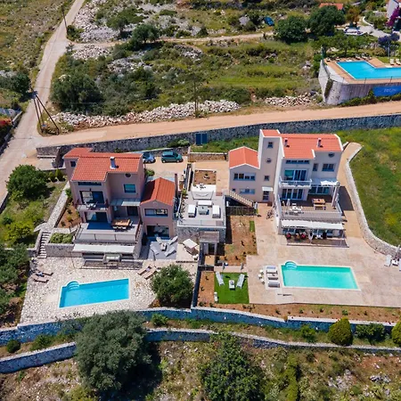 Kandia Villa *